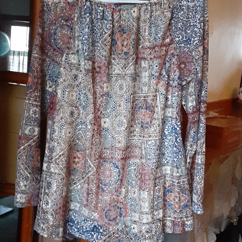American Rag blouse - Picture 3 of 3